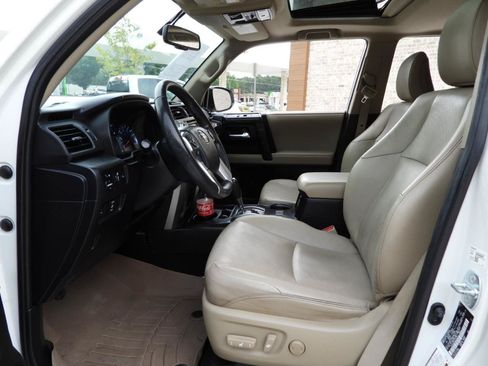 Used 2018 Toyota 4Runner Limited RWD image 60