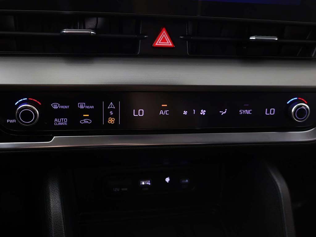 Used 2023 Kia Sportage EX FWD image 48