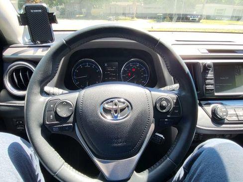 Used 2017 Toyota RAV4 Limited FWD image 25