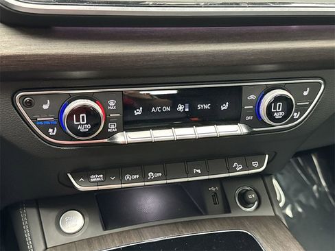 Certified 2025 Audi Q5 2.0T Premium Plus w/ Premium Plus Package image 19