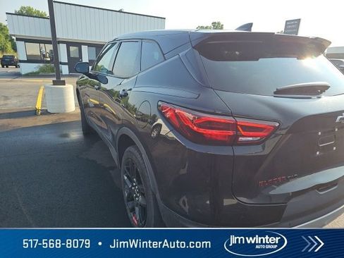 Used 2023 Chevrolet Blazer LT w/ Driver Confidence Package AWD/4WD image 9