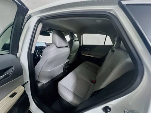 Used 2023 Toyota Venza Limited AWD/4WD image 20