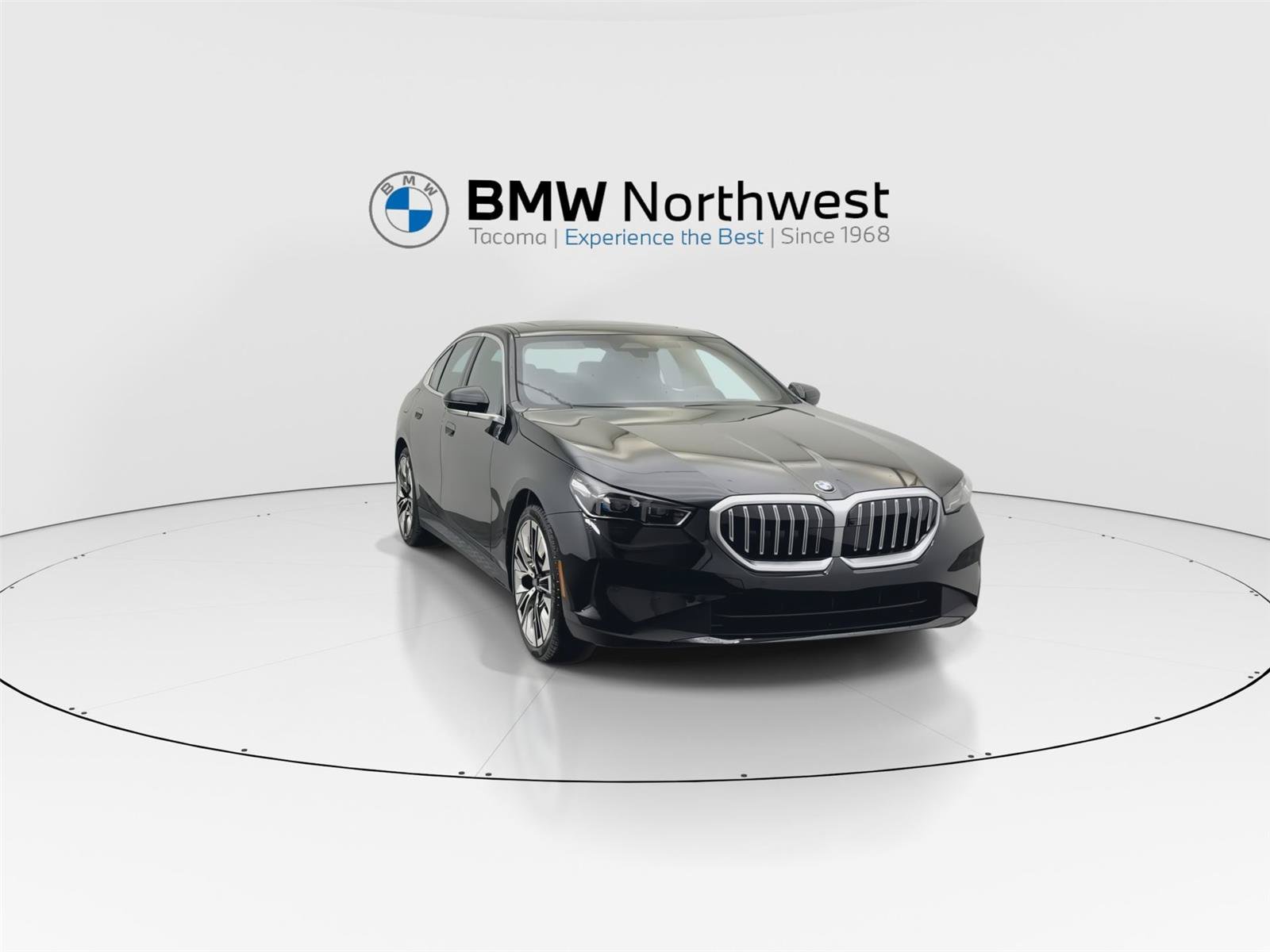 New 2026 BMW 540i xDrive w/ Premium Package AWD/4WD image 7