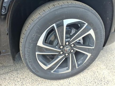 New 2026 Buick Enclave Sport Touring w/ Power Package image 9