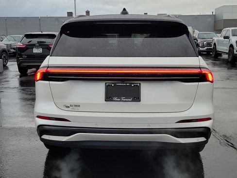 Certified 2024 Lincoln Nautilus Reserve w/ Equipment Group 202A image 5