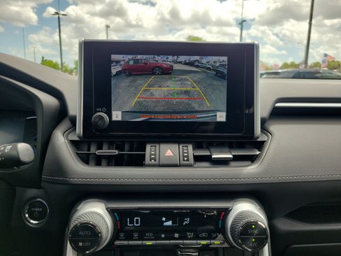 Used 2023 Toyota RAV4 XLE Premium AWD/4WD image 27