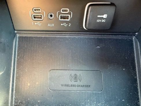 Used 2024 Jeep Grand Cherokee L Laredo w/ Luxury Tech Group I image 35