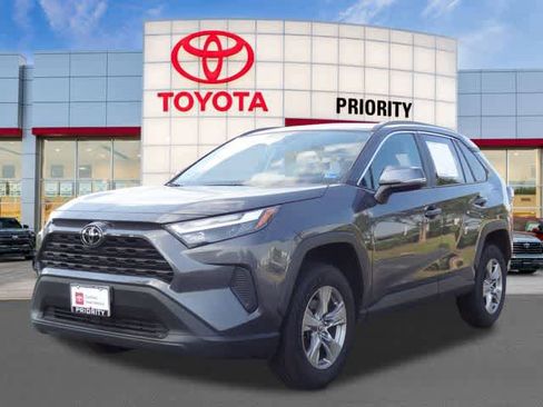 Certified 2024 Toyota RAV4 XLE FWD image 1
