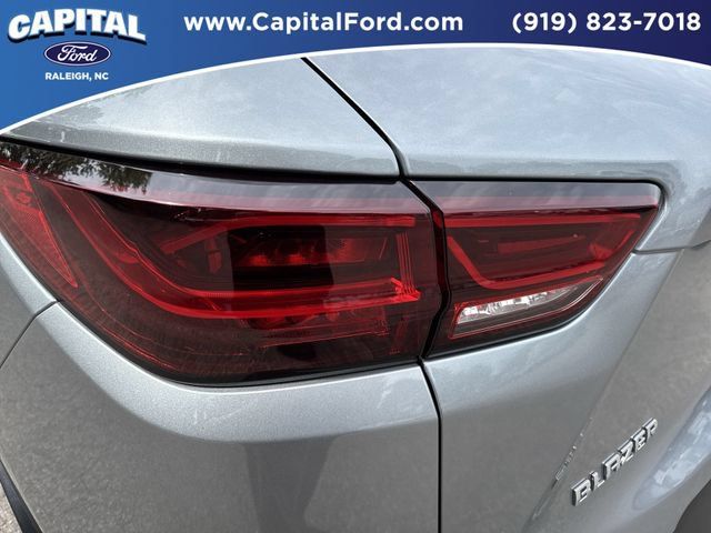Used 2024 Chevrolet Blazer LT w/ Convenience Package FWD image 15