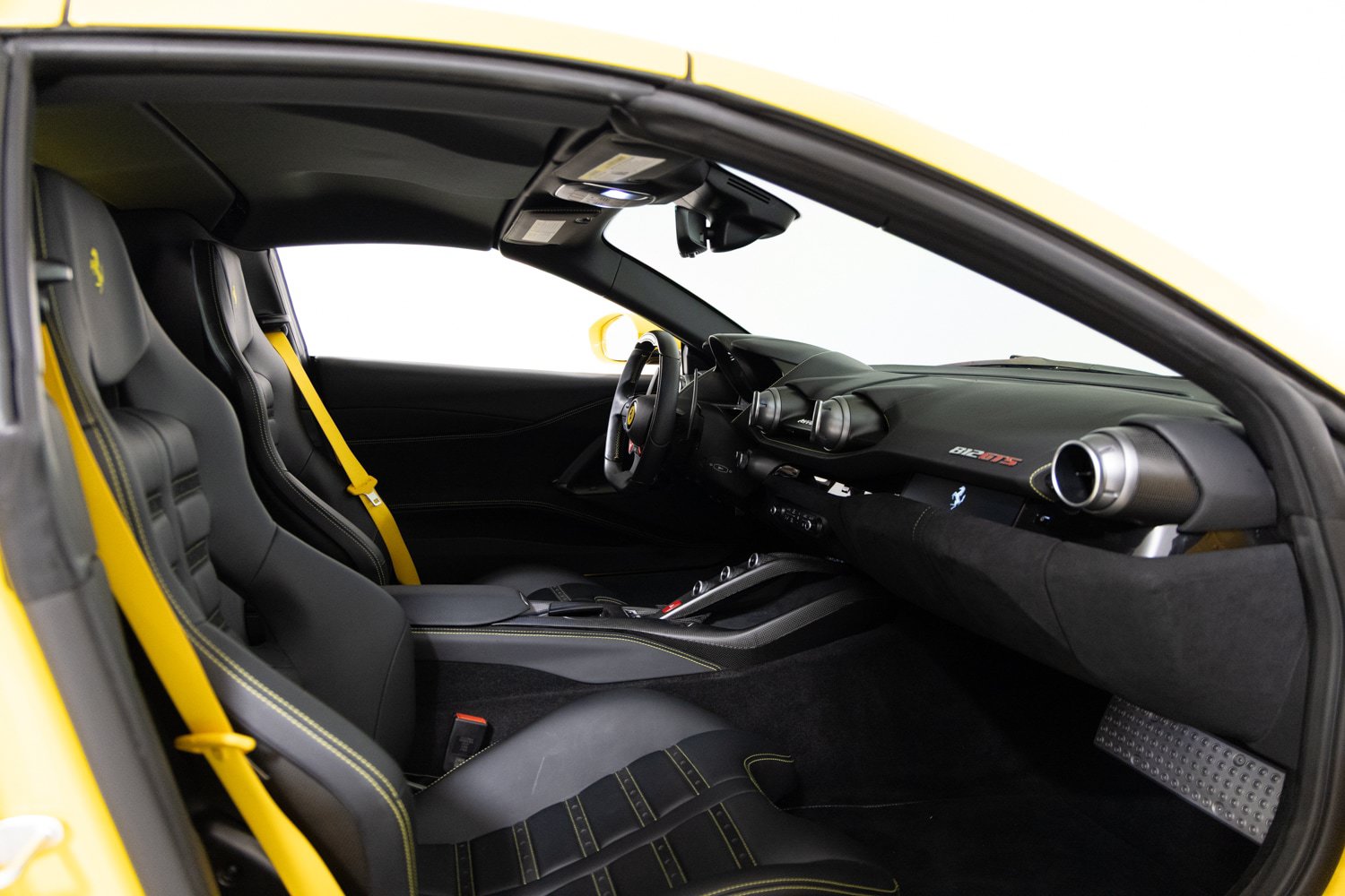 Certified 2021 Ferrari 812 GTS RWD image 31