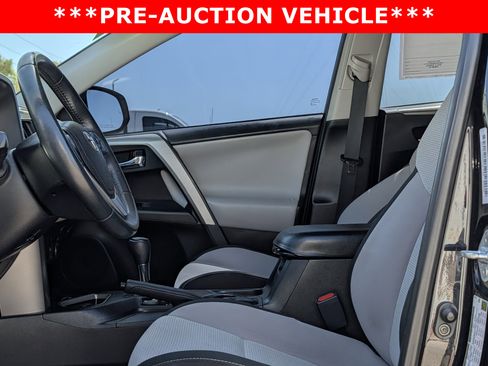 Used 2017 Toyota RAV4 XLE image 20