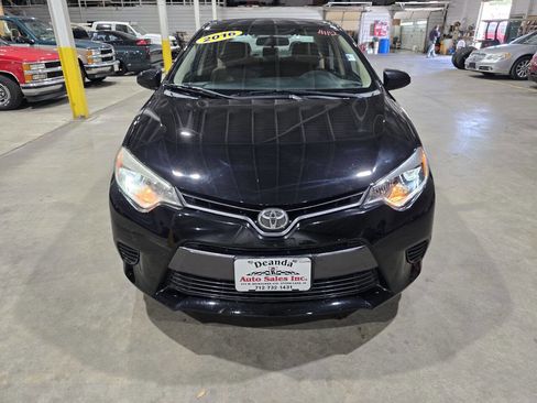 Used 2016 Toyota Corolla LE FWD image 19