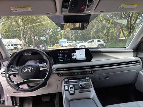 Used 2024 Hyundai Palisade SEL FWD image 37