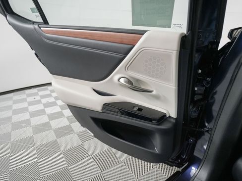 New 2025 Lexus ES 350 w/ Premium Package image 12