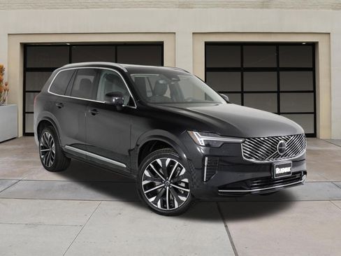 New 2026 Volvo XC90 B5 Core image 19