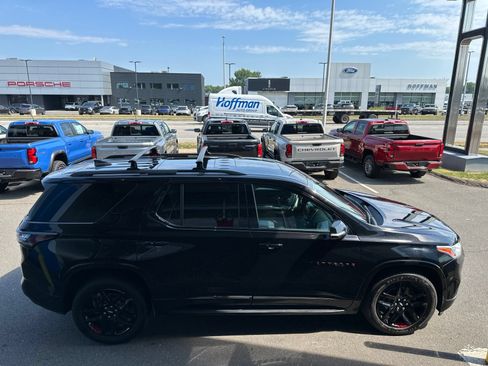 Used 2020 Chevrolet Traverse Premier w/ Redline Edition AWD/4WD image 4