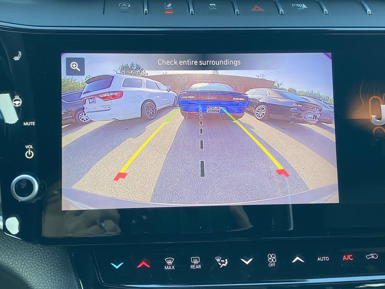 New 2026 Jeep Grand Cherokee Altitude AWD/4WD image 27