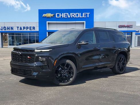 New 2026 Chevrolet Traverse RS w/ LPO, Floor Liner Package AWD/4WD image 1