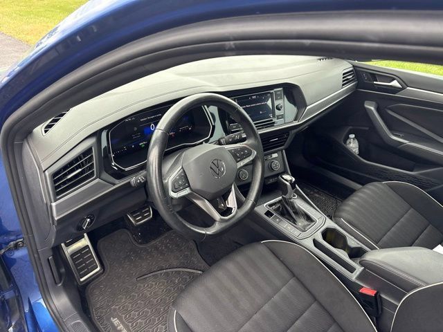 Used 2024 Volkswagen Jetta Sport FWD image 10