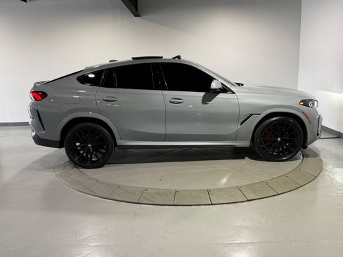 Used 2025 BMW X6 xDrive40i w/ Premium Package AWD/4WD image 8