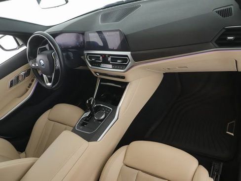 Used 2022 BMW 330e xDrive image 30