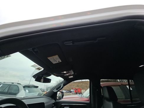 Used 2025 Chevrolet Tahoe LT image 20