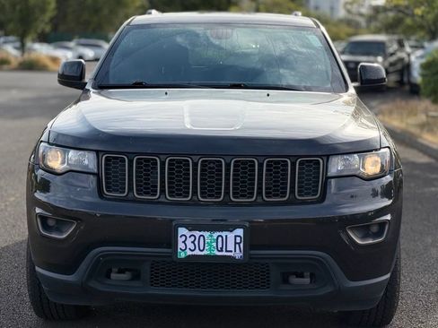 Used 2016 Jeep Grand Cherokee Laredo 75th Anniversary AWD/4WD image 8