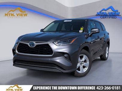Used 2021 Toyota Highlander LE