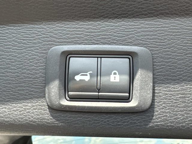 Used 2022 Mitsubishi Outlander SEL FWD image 14