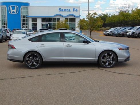 New 2026 Honda Accord SE image 3