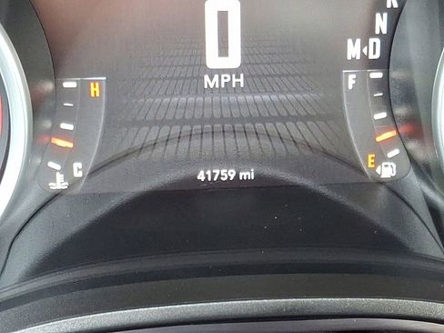 Used 2015 Dodge Challenger R/T Scat Pack w/ Technology Group image 21