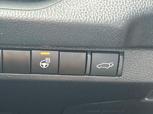 Used 2024 Toyota RAV4 XLE w/ Convenience Package AWD/4WD image 30