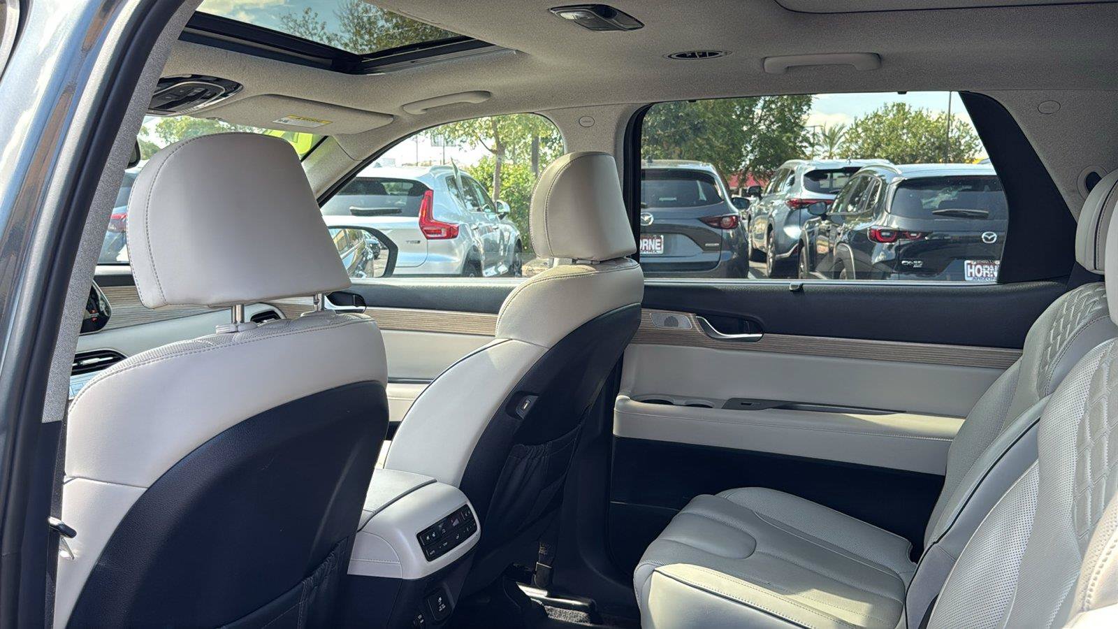 Used 2021 Hyundai Palisade Limited AWD/4WD image 26