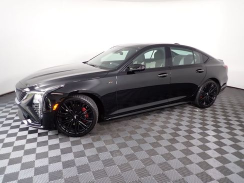 Used 2025 Cadillac CT5 V w/ LPO, ONYX Package AWD/4WD image 14