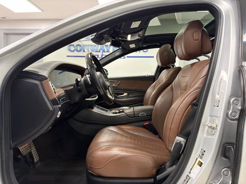 Used 2018 Mercedes-Benz S 560 S 560 4MATIC Sedan image 9