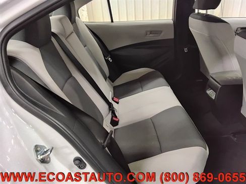 Used 2025 Toyota Corolla LE FWD image 15