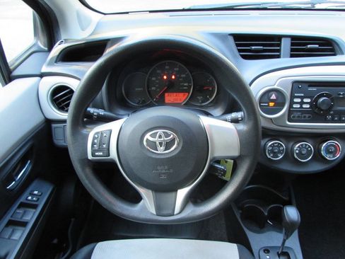 Used 2012 Toyota Yaris LE FWD image 16