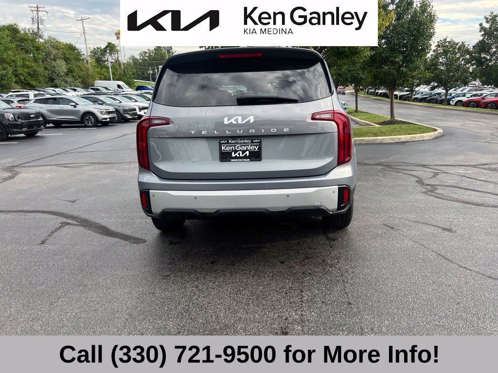 Used 2024 Kia Telluride LX FWD image 12