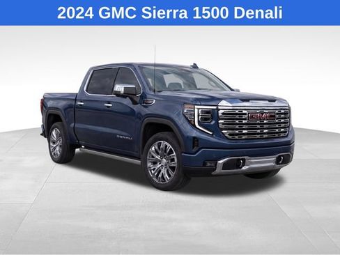 Used 2024 GMC Sierra 1500 Denali AWD/4WD image 2