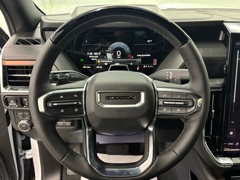New 2026 GMC Yukon Denali AWD/4WD image 24