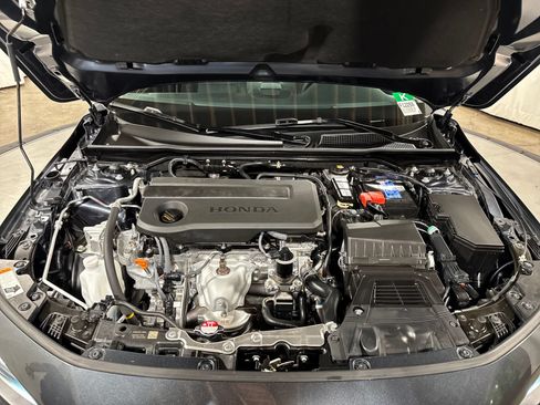 Used 2025 Honda Civic LX image 28