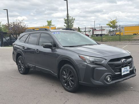 Certified 2024 Subaru Outback Onyx Edition XT AWD/4WD image 3