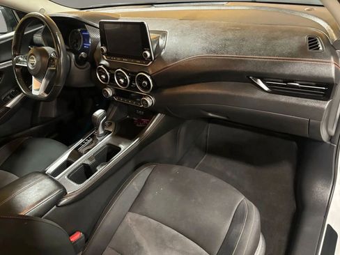 Used 2022 Nissan Sentra SR w/ Midnight Edition image 34