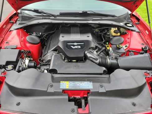 Used 2004 Ford Thunderbird RWD image 15