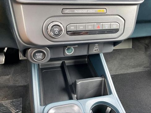 New 2026 Ford Maverick Lobo image 17