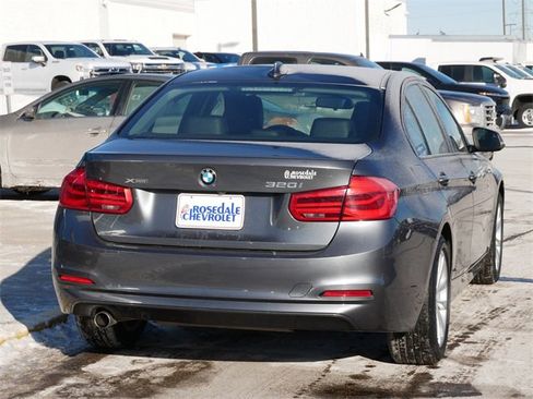 Used 2018 BMW 320i xDrive 320i xDrive w/ Convenience Package image 26