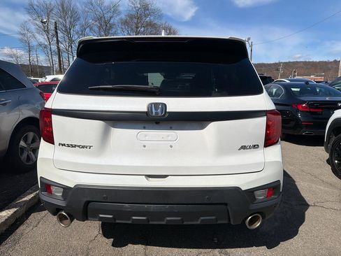 Used 2023 Honda Passport EX-L image 7