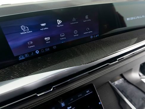 Used 2025 Cadillac Escalade V AWD/4WD image 19