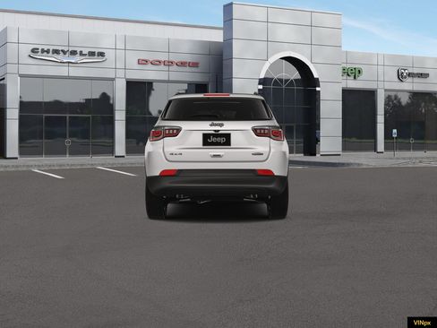 New 2026 Jeep Compass Latitude w/ Sun and Sound Group AWD/4WD image 27
