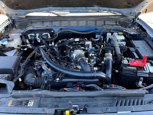 Used 2023 Ford Bronco Big Bend w/ Sasquatch Package AWD/4WD image 28